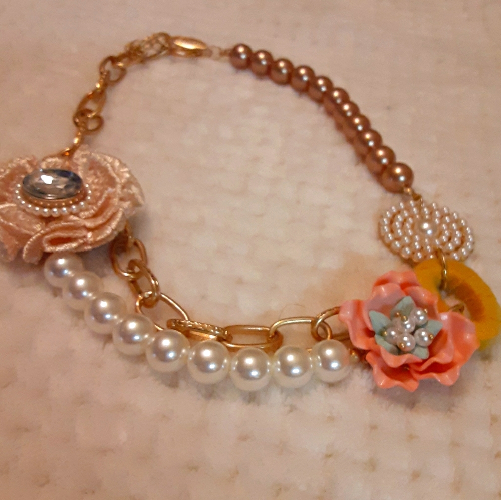 Janai Plunder necklace